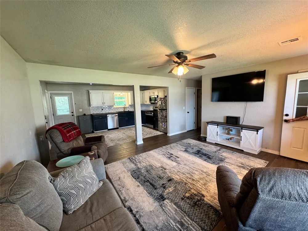 601 NW Railroad Street Fort Gibson, OK 74434