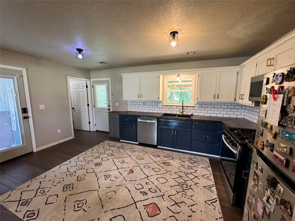 601 NW Railroad Street Fort Gibson, OK 74434