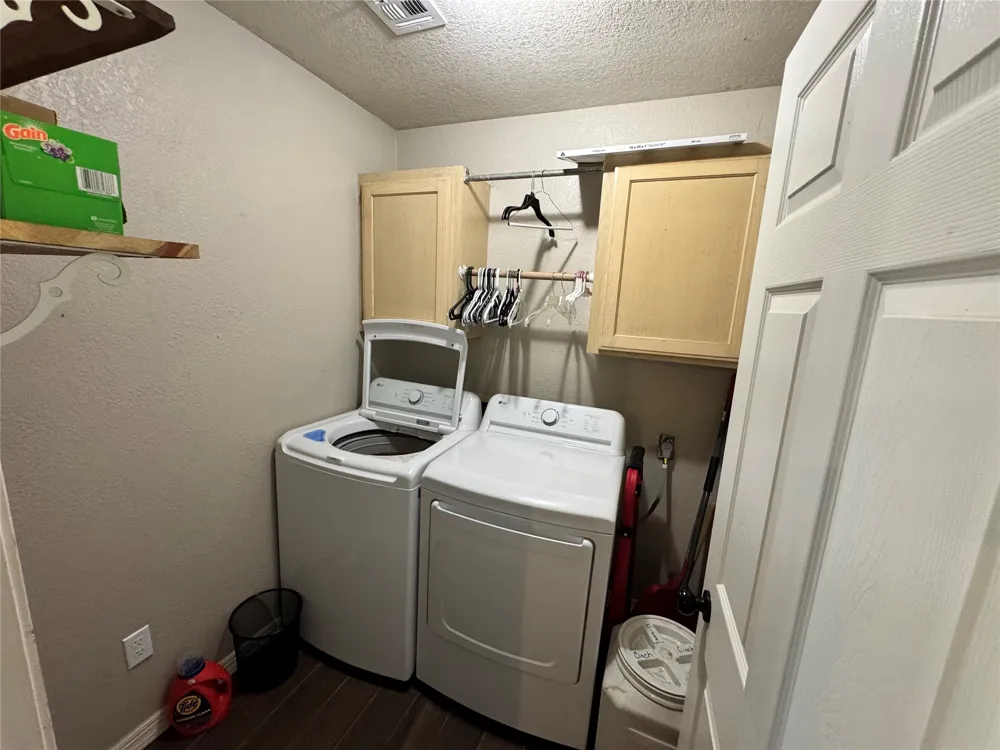 601 NW Railroad Street Fort Gibson, OK 74434