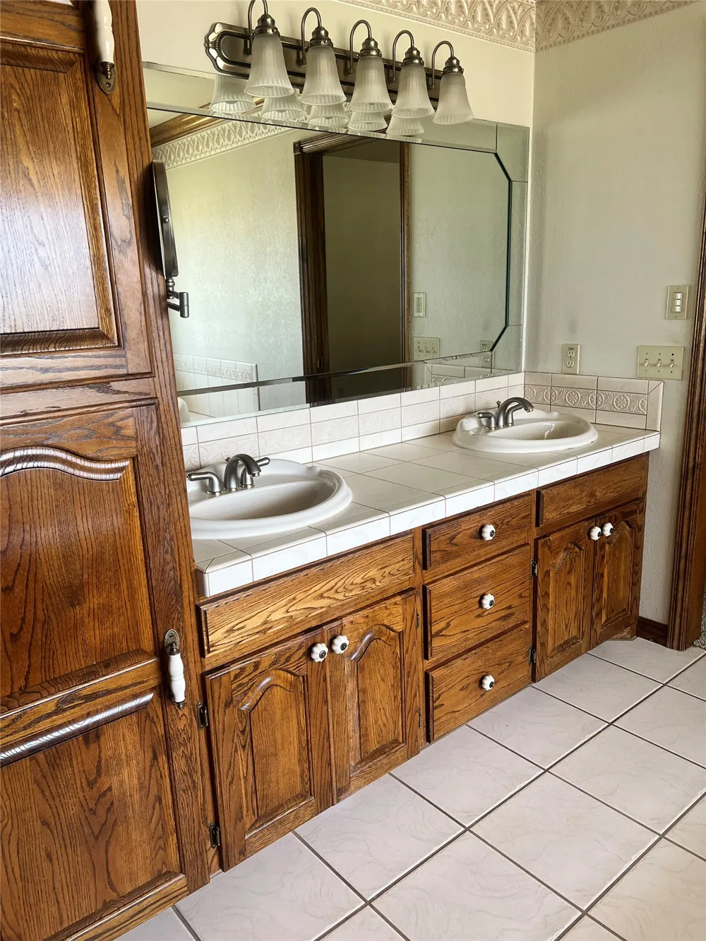 800 17th McAlester, OK 74501