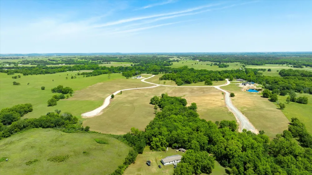 4 3996 LANE Ramona, OK 74061