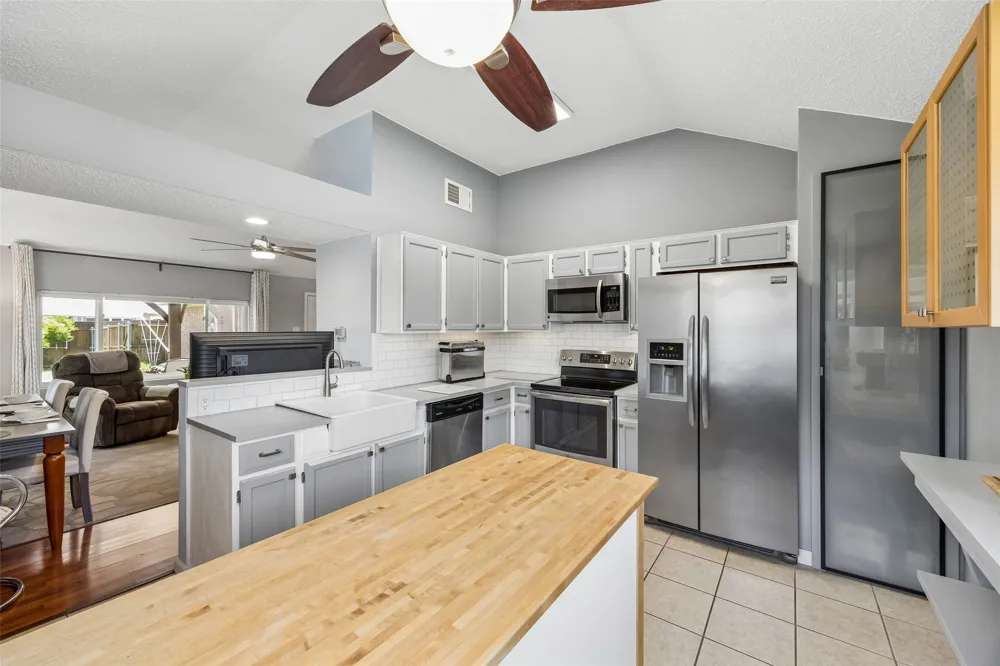 563 Lee Drive Coppell, TX 75019