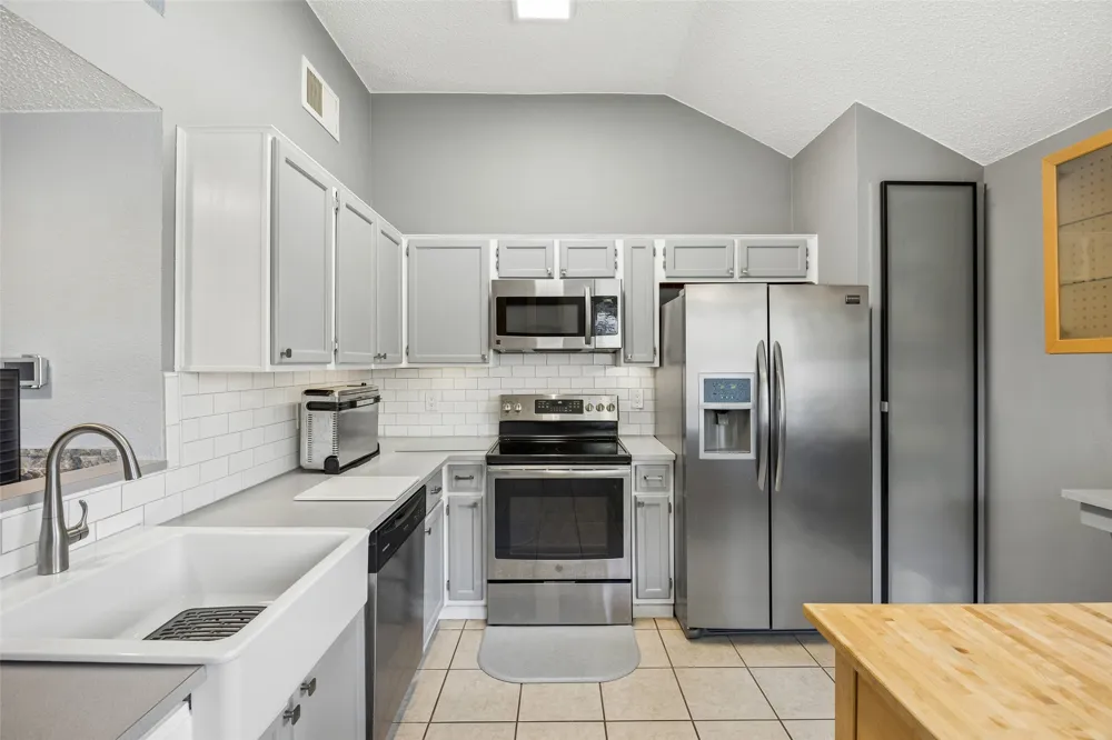 563 Lee Drive Coppell, TX 75019
