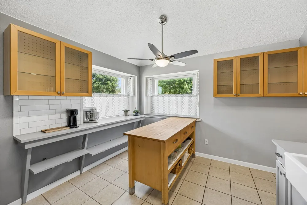 563 Lee Drive Coppell, TX 75019