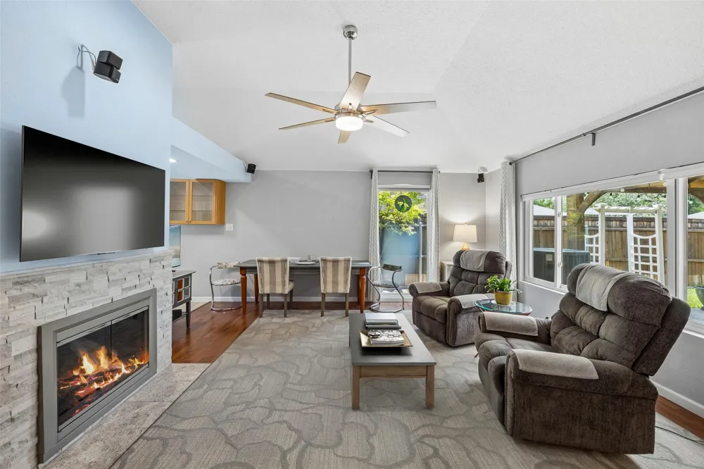 563 Lee Drive Coppell, TX 75019