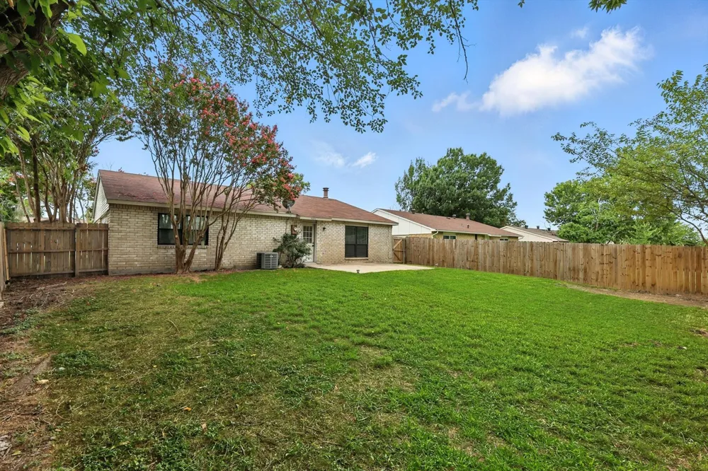 5221 Knox Drive The Colony, TX 75056