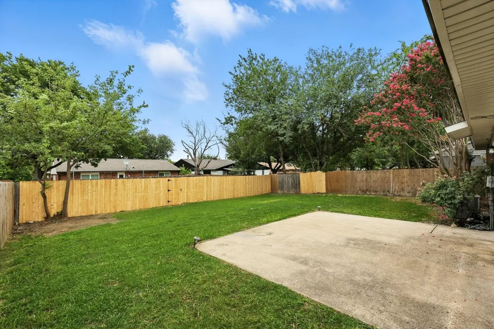 5221 Knox Drive The Colony, TX 75056