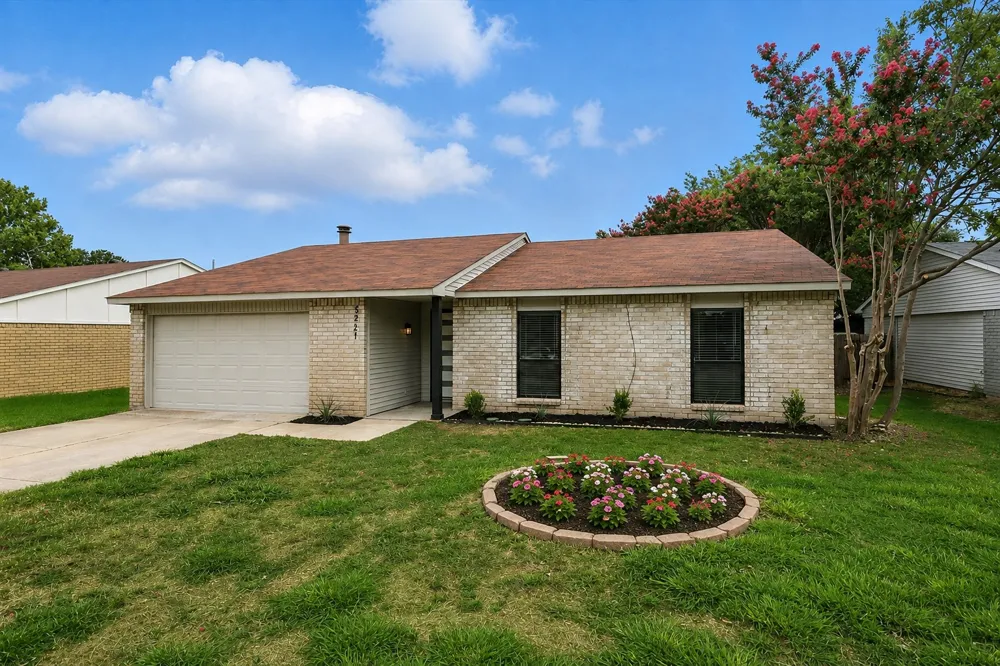 5221 Knox Drive The Colony, TX 75056