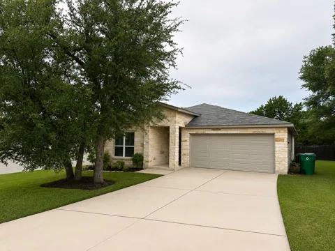 19903 Lincoln Cove