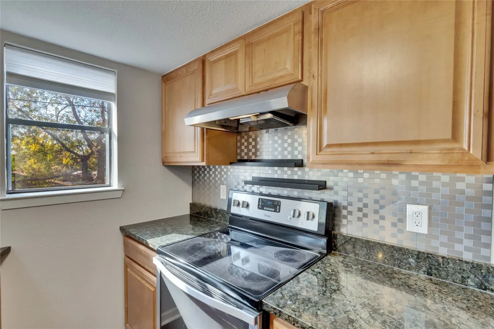 2500 Burleson Road #703 Austin, TX 78741