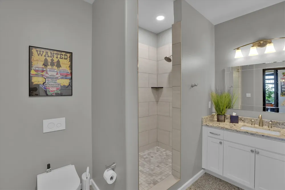 3575 Lone Star Circle #1004 Fort Worth, TX 76177