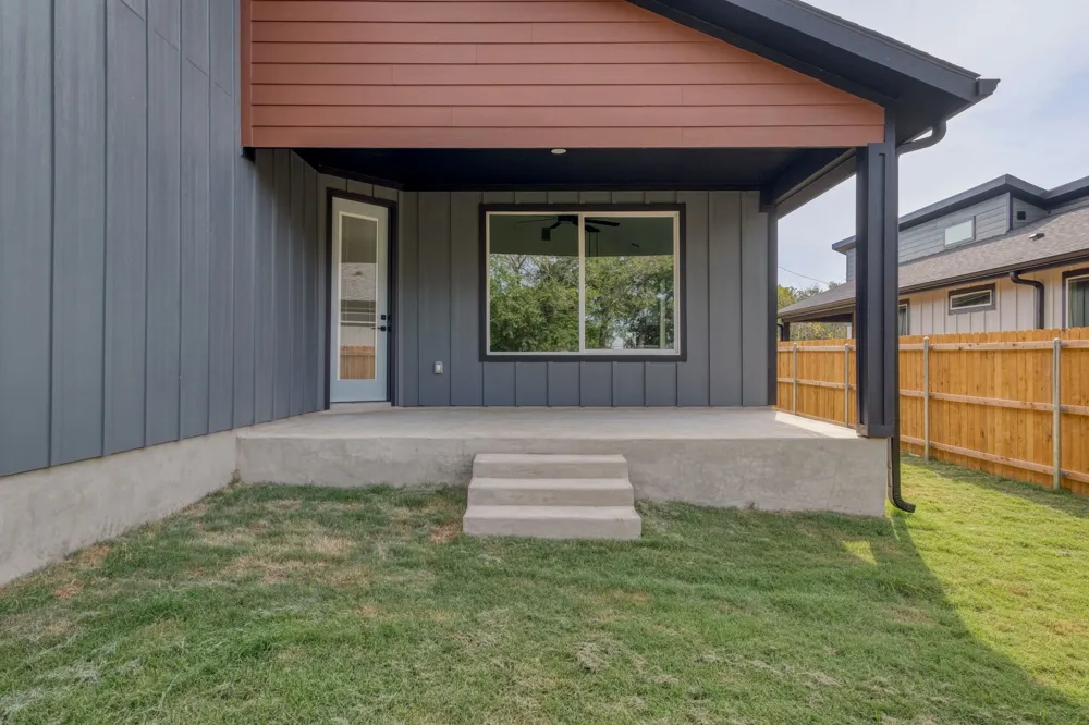 202 Washington Street Elgin, TX 78621
