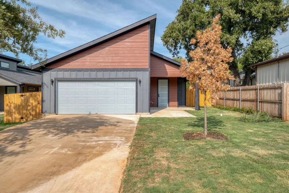 202 Washington Street Elgin, TX 78621