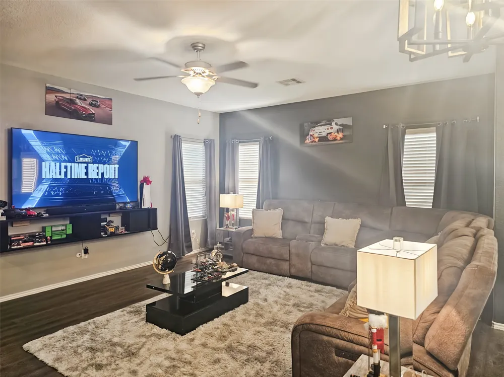 444 Major Lee Lane #14H Jarrell, TX 76537