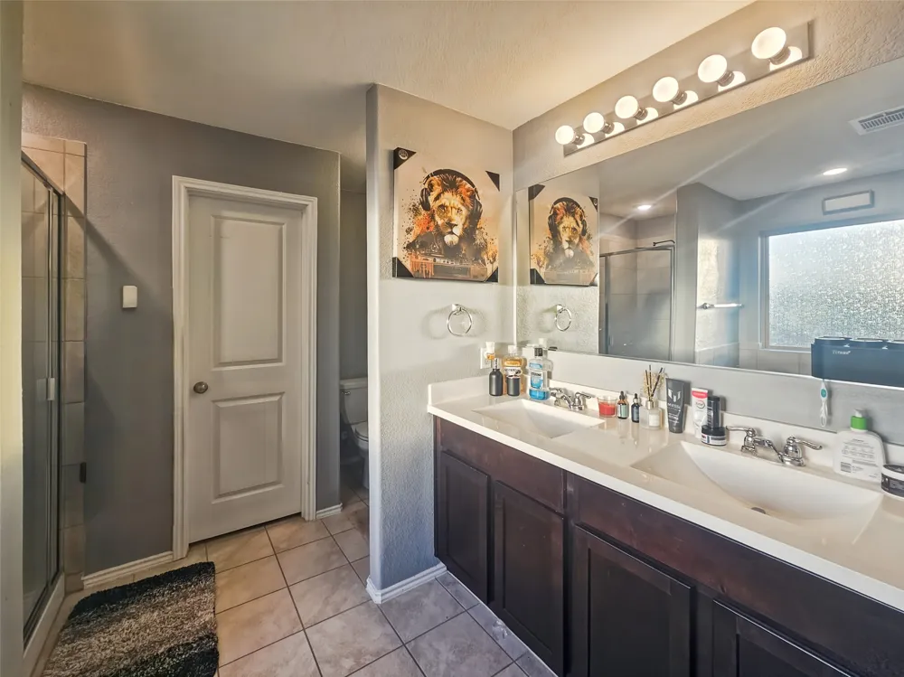 444 Major Lee Lane #14H Jarrell, TX 76537