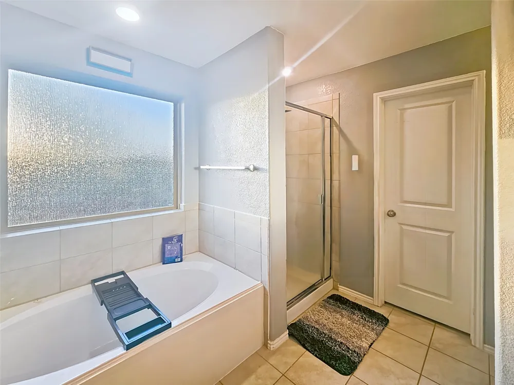 444 Major Lee Lane #14H Jarrell, TX 76537