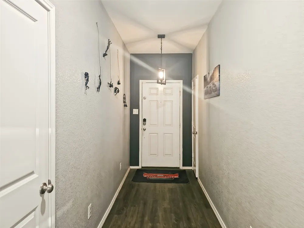 444 Major Lee Lane #14H Jarrell, TX 76537