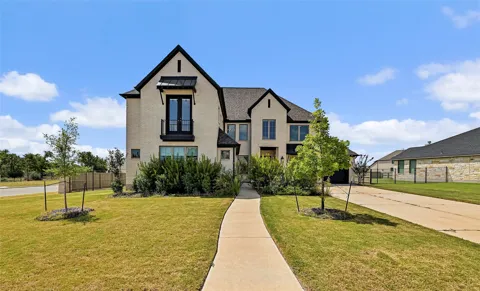 501 Sierra Lisa Cove