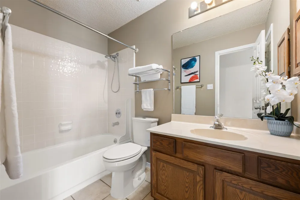 2148 Surrender Avenue Austin, TX 78728
