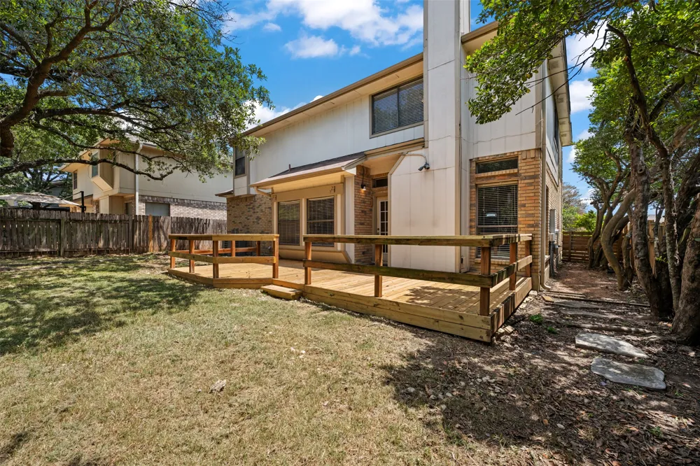 2148 Surrender Avenue Austin, TX 78728