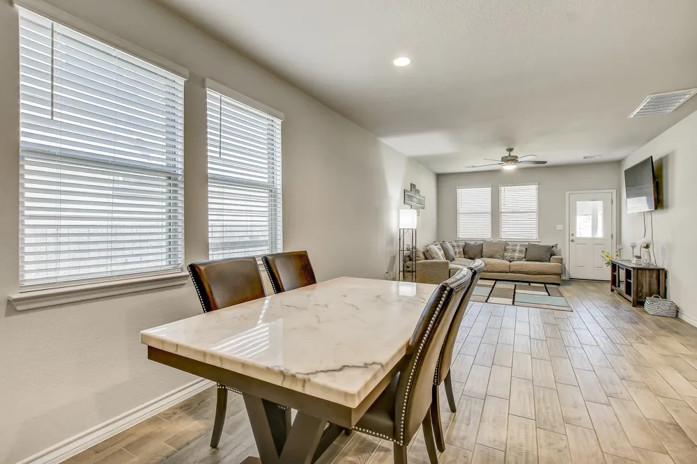 495 Eves Necklace Drive Buda, TX 78610