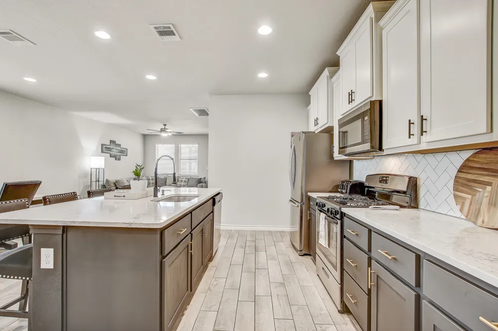 495 Eves Necklace Drive Buda, TX 78610