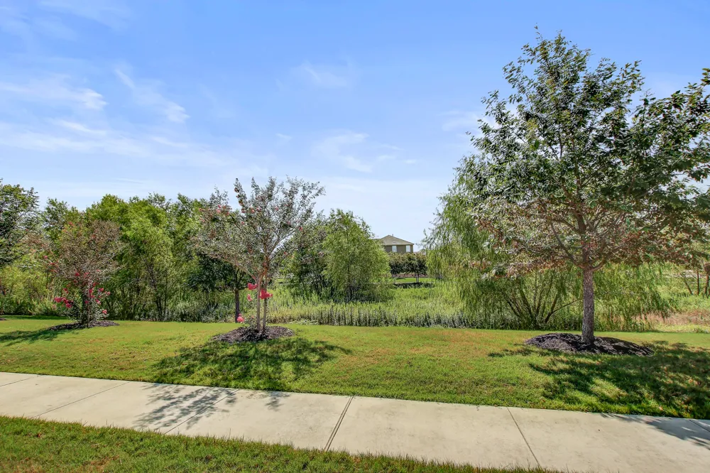 495 Eves Necklace Drive Buda, TX 78610