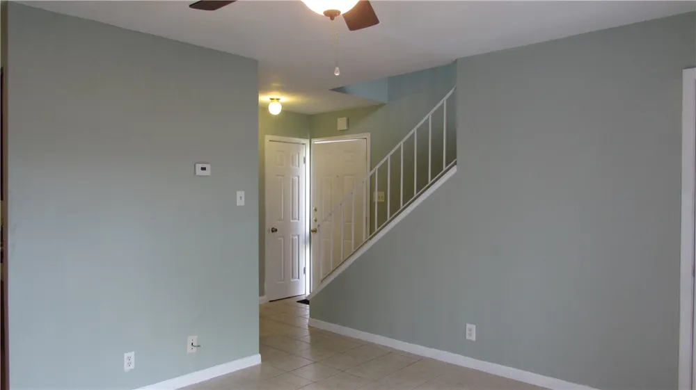 2208 Mission Hill Drive #102 Austin, TX 78741