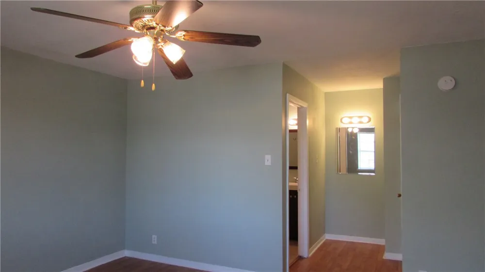 2208 Mission Hill Drive #102 Austin, TX 78741