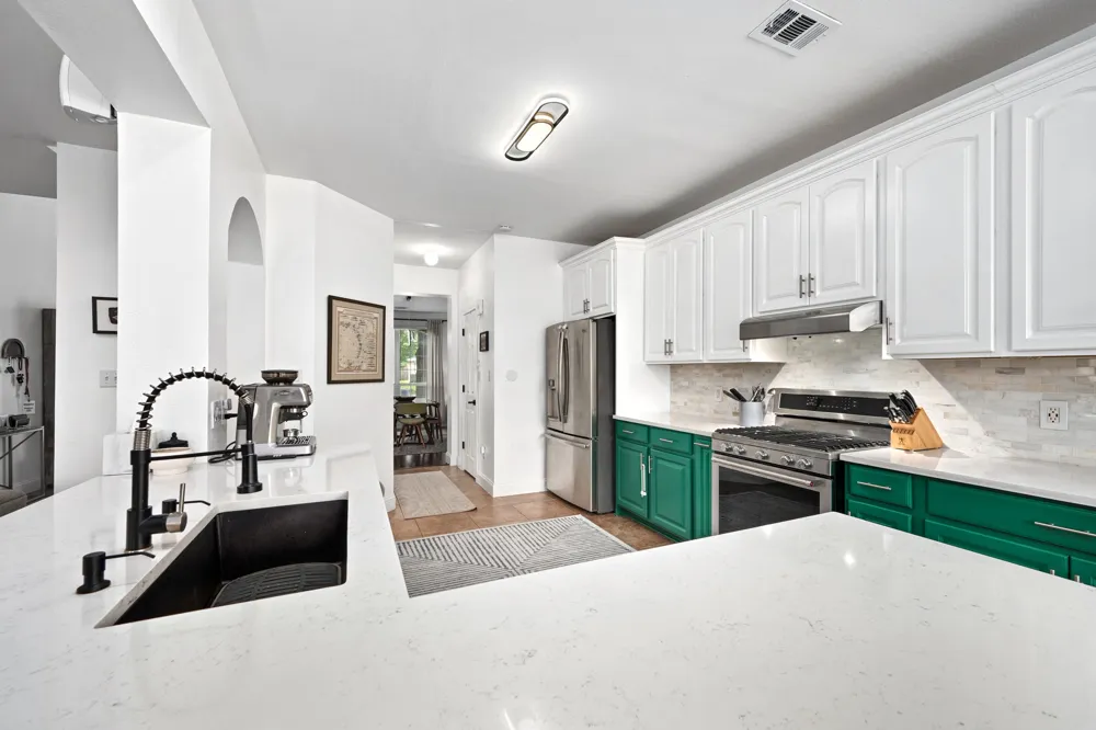 3228 Jewelfish Cove Austin, TX 78728