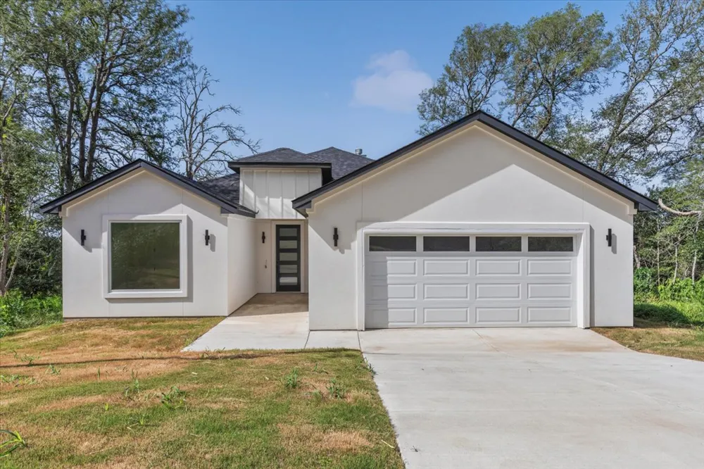 248 Kaukonahua Lane Bastrop, TX 78602