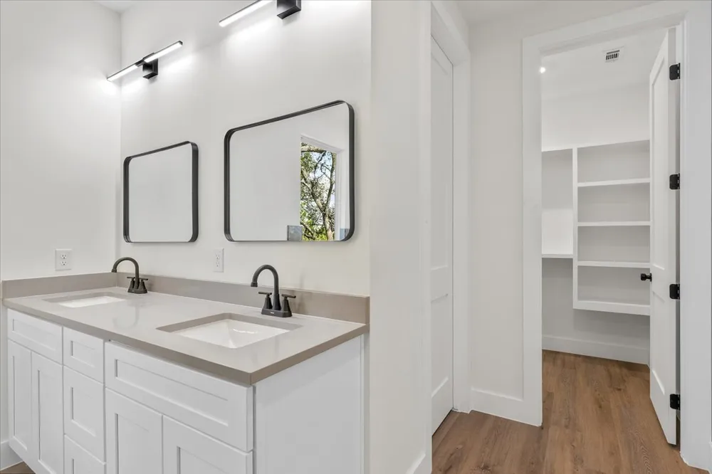 248 Kaukonahua Lane Bastrop, TX 78602