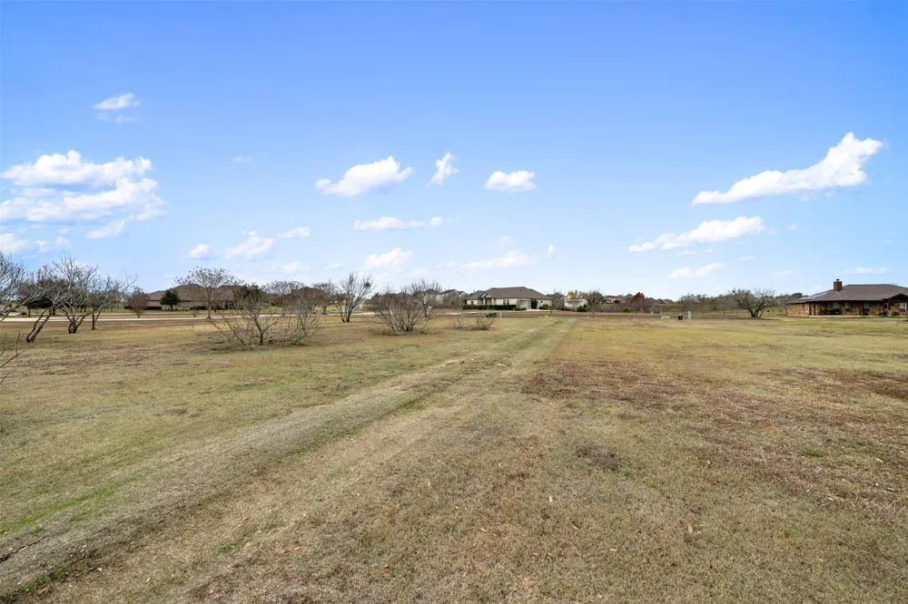 324 Apache Pass Hutto, TX 78634