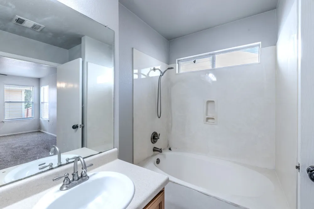 17808 Golden Valley Drive Manor, TX 78653
