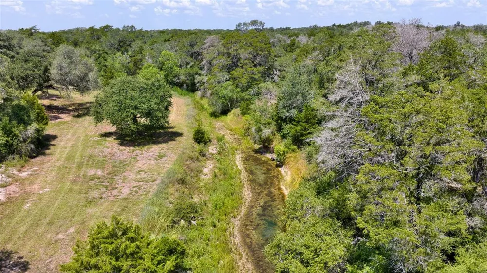 280 Hebron Church Road Yoakum, TX 77995