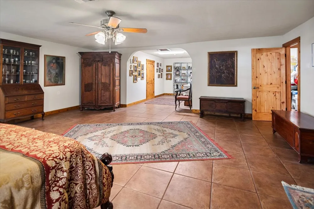 280 Hebron Church Road Yoakum, TX 77995