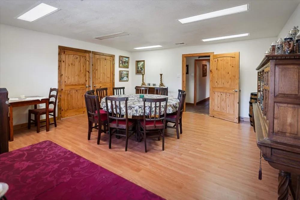280 Hebron Church Road Yoakum, TX 77995