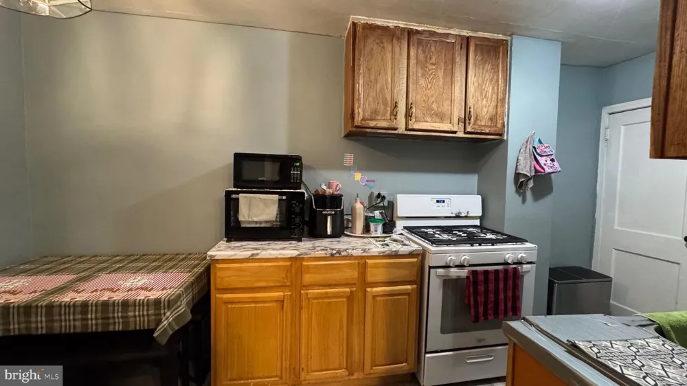 3204 DISSTON STREET Philadelphia, PA 19149