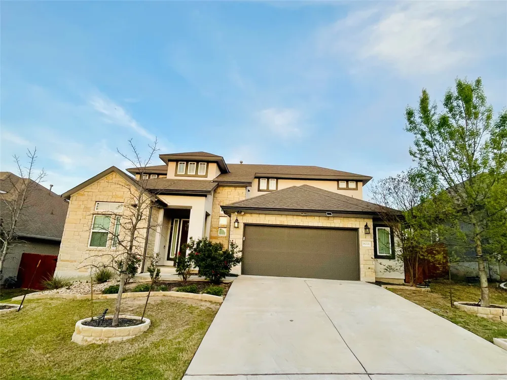 18001 Dufour Drive Austin, TX 78738