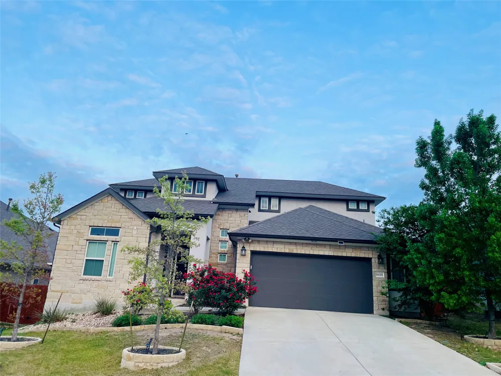 18001 Dufour Drive Austin, TX 78738
