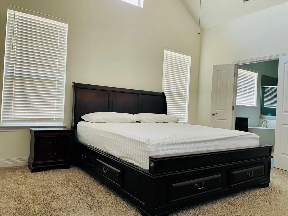 18001 Dufour Drive Austin, TX 78738