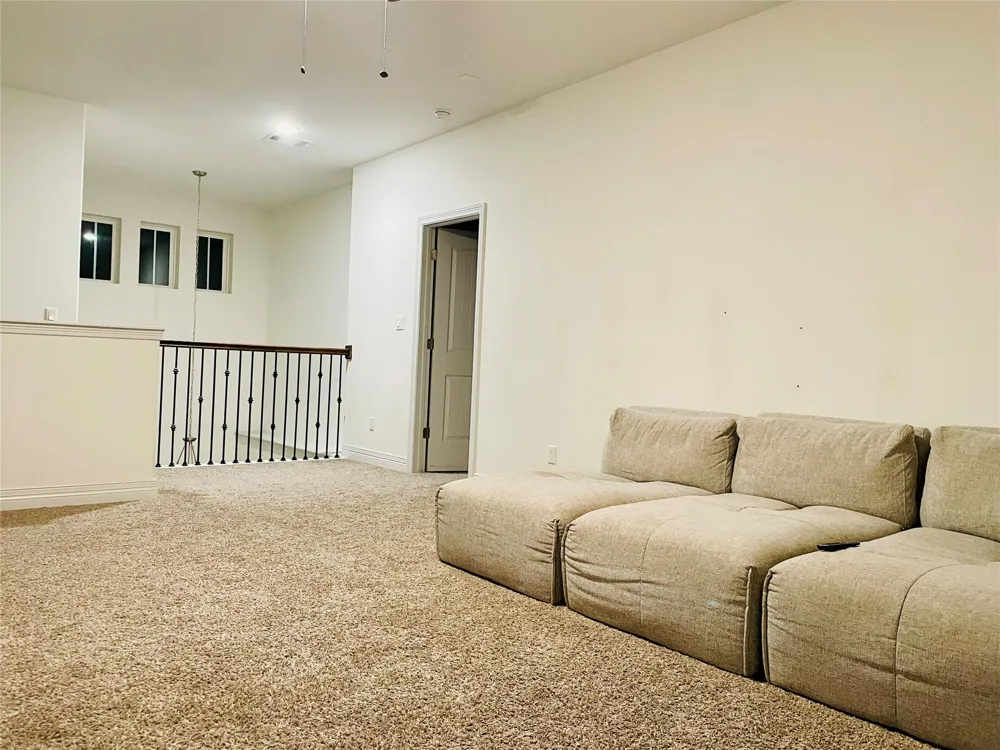 18001 Dufour Drive Austin, TX 78738