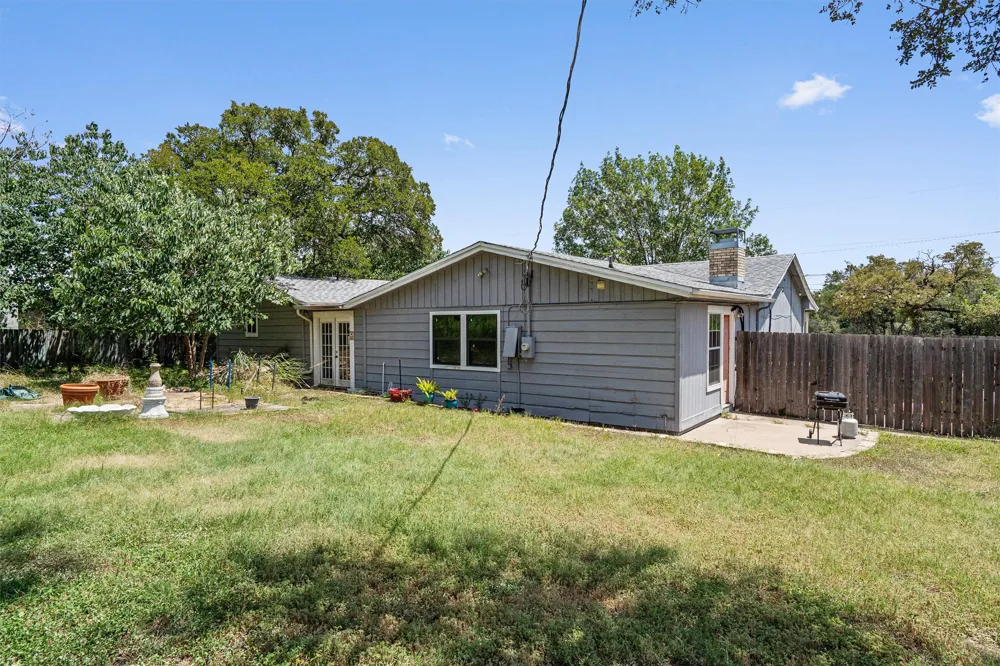 2106 Allred Drive Austin, TX 78748