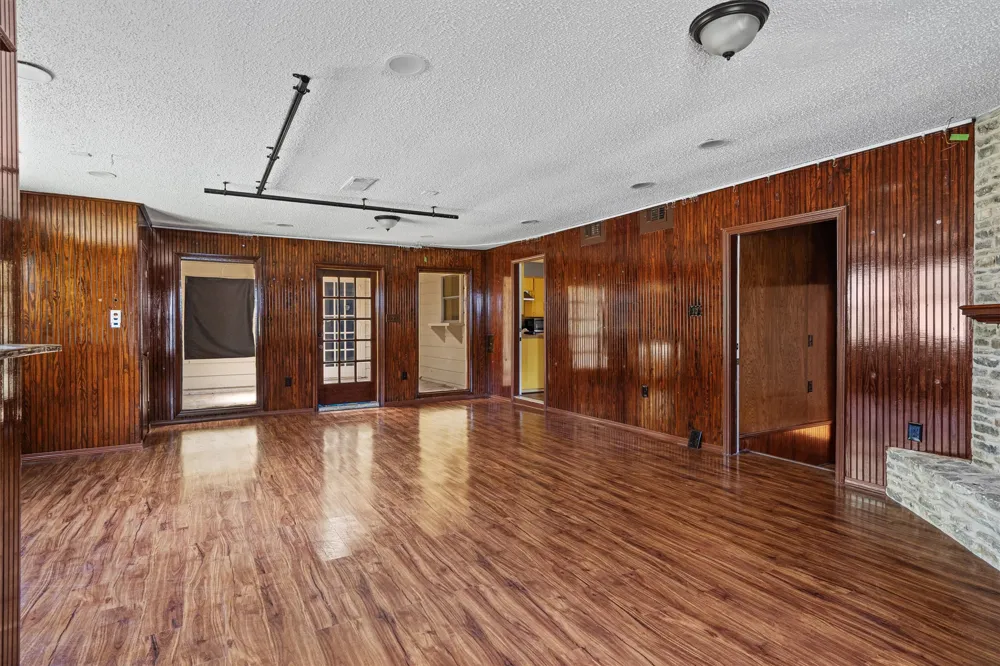 2106 Allred Drive Austin, TX 78748