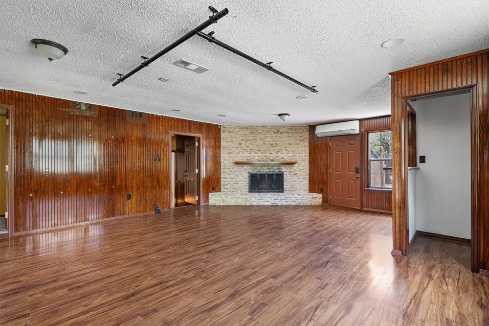 2106 Allred Drive Austin, TX 78748