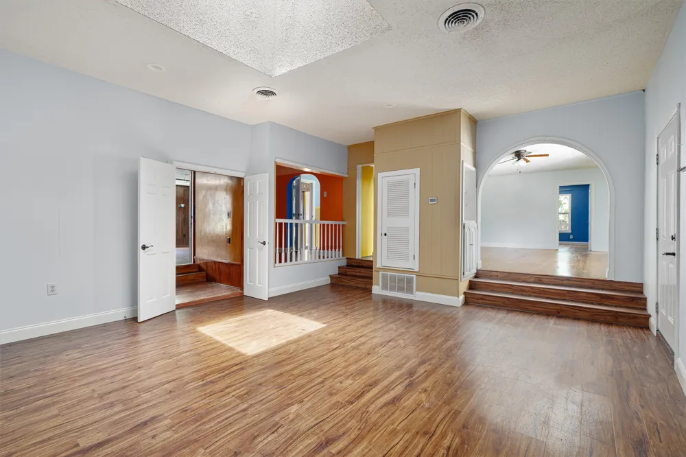 2106 Allred Drive Austin, TX 78748