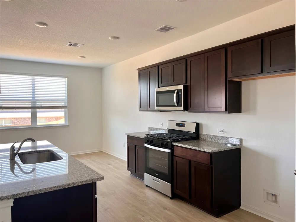 220 Saide Street Georgetown, TX 78626
