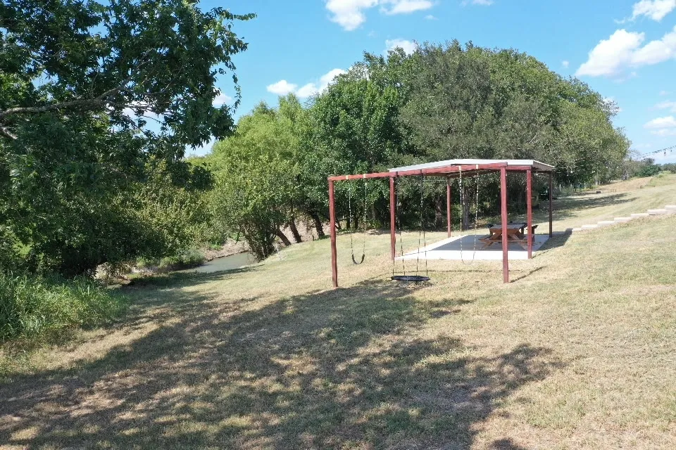 4960 Fm 908 Rockdale, TX 76567
