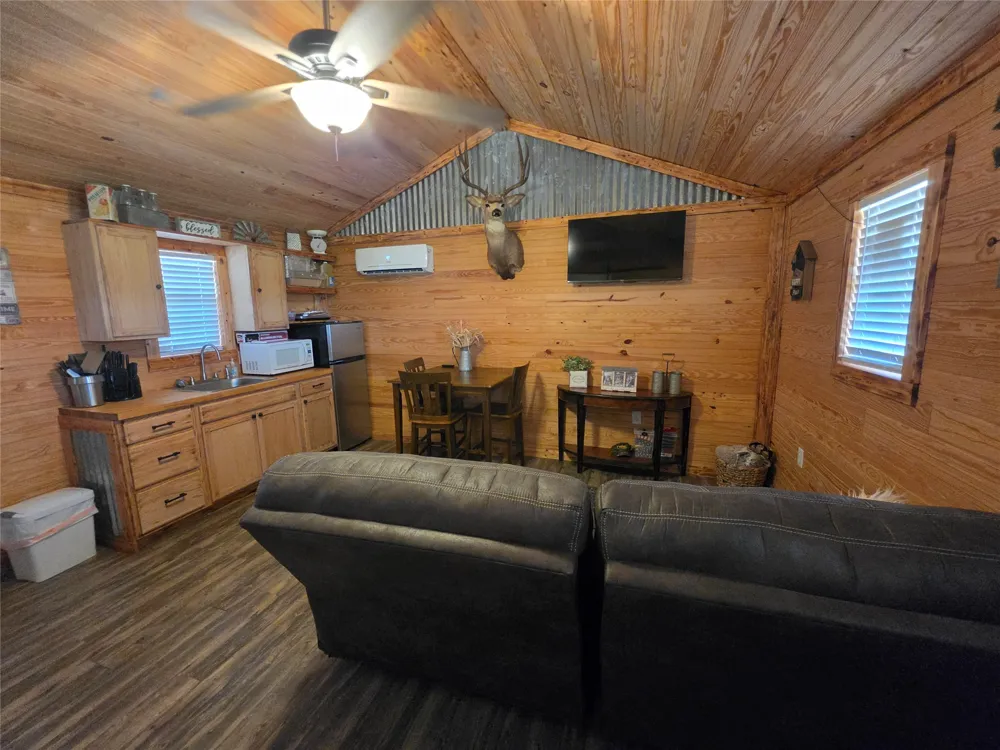 4960 Fm 908 Rockdale, TX 76567