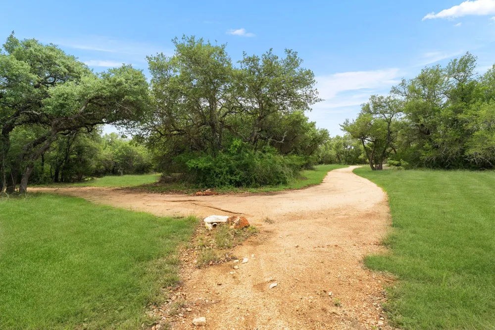 1106 Flint Ridge Trail Georgetown, TX 78628